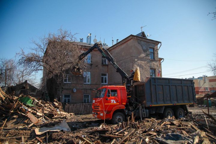 профессиональный снос дома и вывоз мусора 