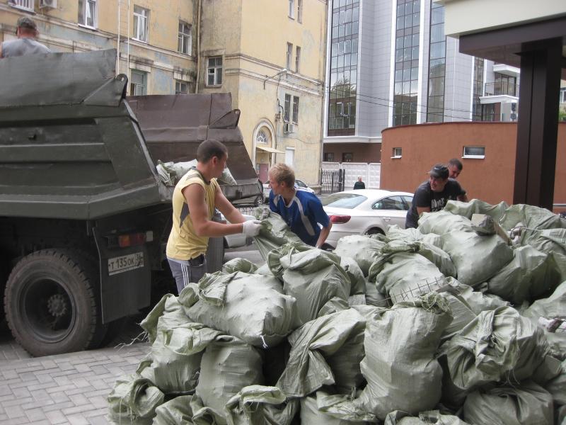 профессиональный вывоз строительного мусора с грузчиками 